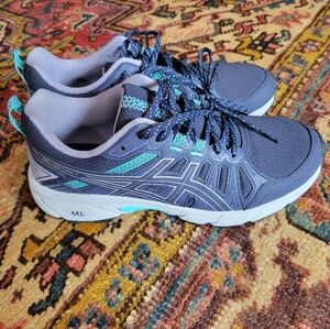 Asics Gel Running Shoe
